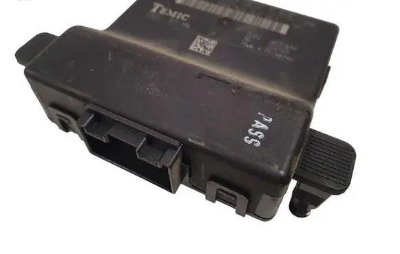 Volkswagen Golf V Gateway control module 1K0907530E 1K0907951