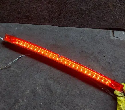 BMW 3 E90 E91 Third/center stoplight 168647 168646