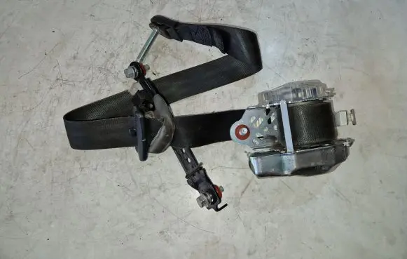 Hyundai Santa Fe Front seatbelt 888702B200