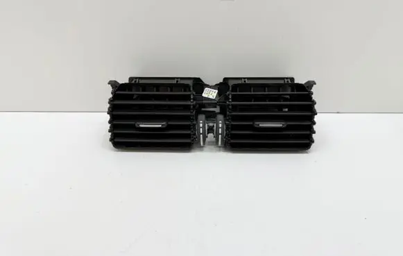 Volvo XC60 Dash center air vent grill 1006806 06777