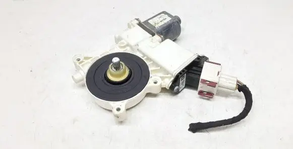 Volvo C70 Rear door window regulator motor 31253533