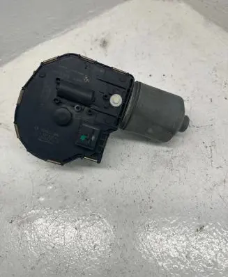 BMW 5 F10 F11 Wiper motor 7308772 1397220944 120745374625