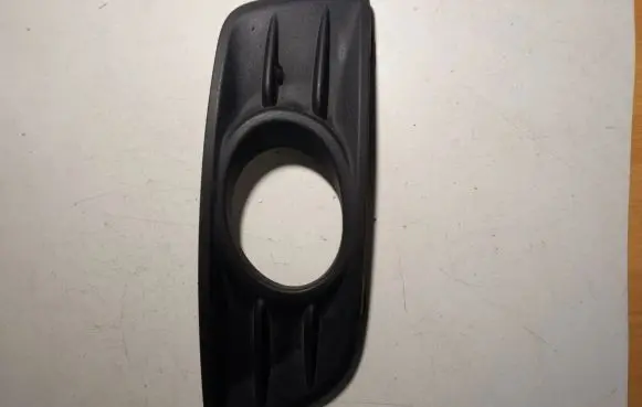 Volvo V50 Front fog light trim/grill 30779101