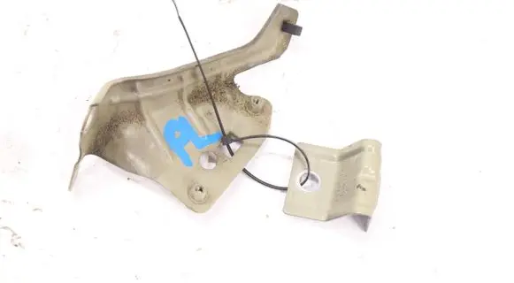 Volkswagen Golf VIII Fender mounting bracket 5H0821135