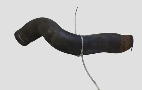 Opel Zafira B Engine coolant pipe/hose 13117573