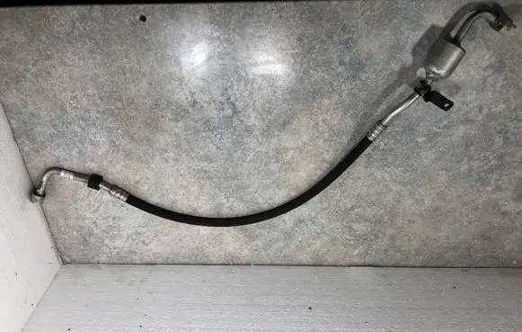 BMW i3 Air conditioning (A/C) pipe/hose 9291273 64539291273