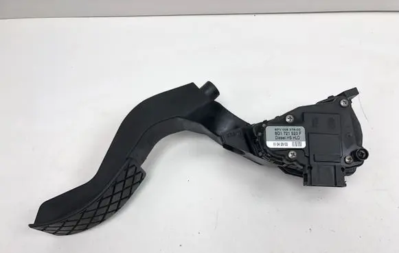 Volkswagen PASSAT B5.5 Accelerator throttle pedal 8D1721523F