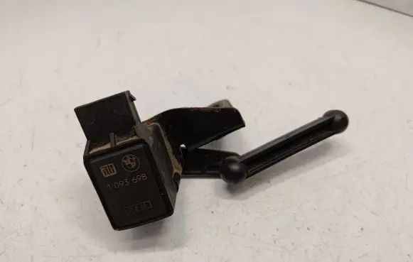 Mini One - Cooper R50 - 53 Headlight/headlamp level sensor 1093698 37141093698 37141182641