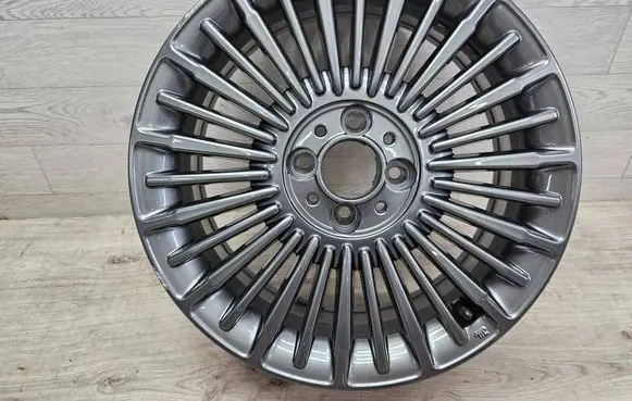 R16 alloy rim
