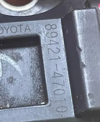 Toyota Auris E180 Mass air flow meter 9001916X00 89421-47010