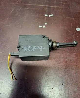 BMW X5 E53 Central locking motor 406204261 8379996