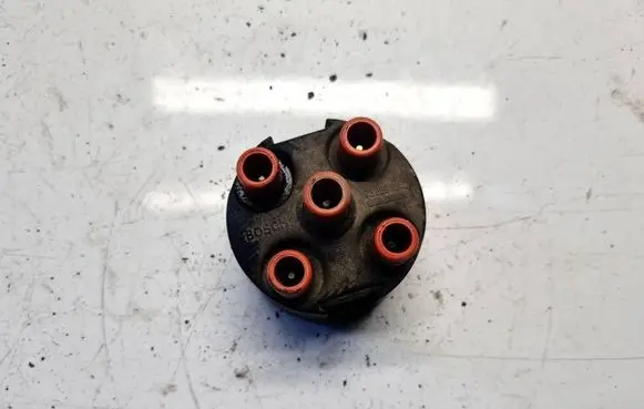 Volkswagen Golf III Spark distributor cap 1230591040
