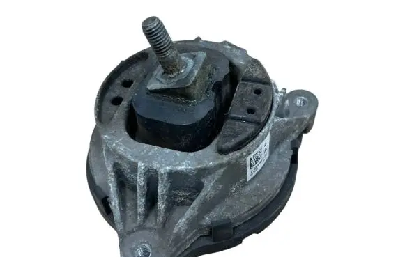 BMW M4 F82 F83 Engine mount bracket 2284817 228481702