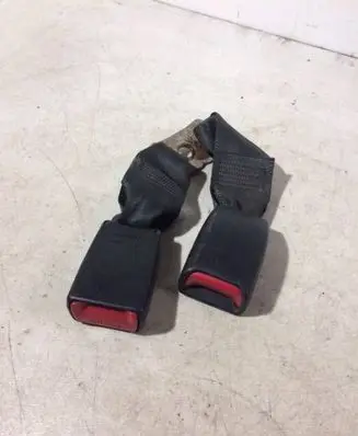 Lexus IS 200-300 Middle seatbelt buckle (rear) 7E9110