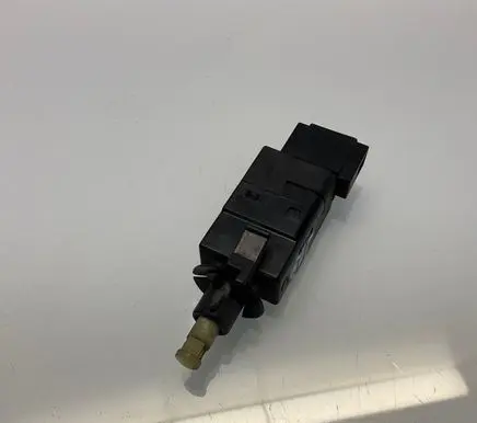 Mercedes-Benz CLS C219 Brake pedal sensor switch 0015454009 A0015454009
