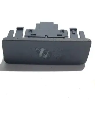 Passenger airbag on/off switch