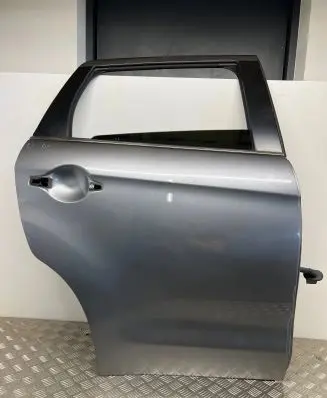 Mitsubishi ASX Rear door