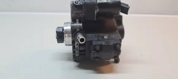 Fuel injection high pressure pump