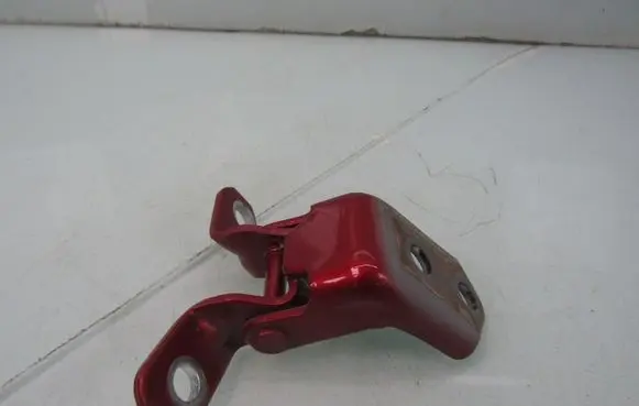 Mazda 3 Front door lower hinge