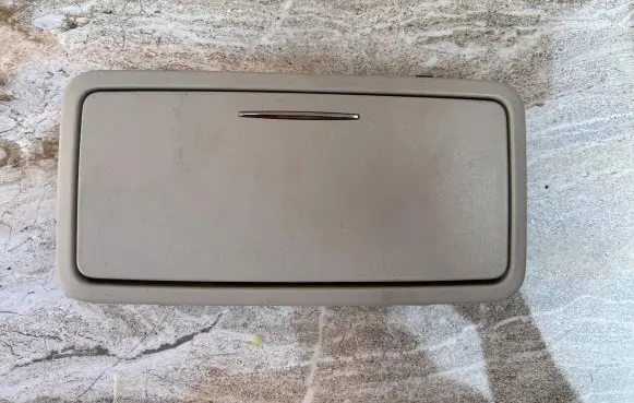 Jaguar XJ X351 Other interior part 18520117002 AW93MBBS