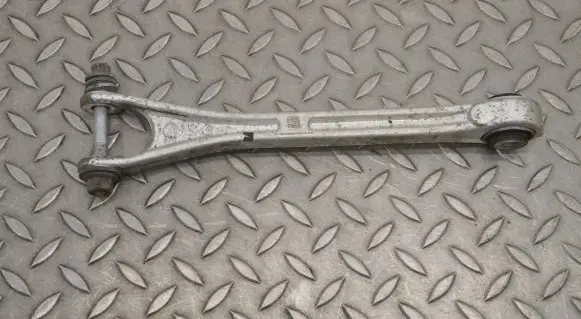Maserati Ghibli Rear upper control arm/wishbone 0670002808