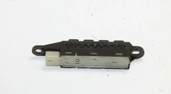 Lexus RX 330 - 350 - 400H Seat memory switch 15C343