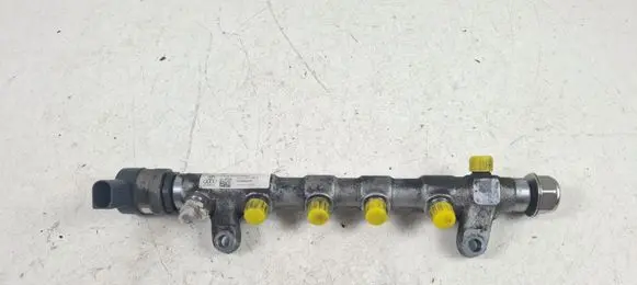 Volkswagen Tiguan Fuel main line pipe 03L130089P 057130764H 0281002859