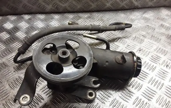 Mitsubishi Pajero Power steering pump NOCODE