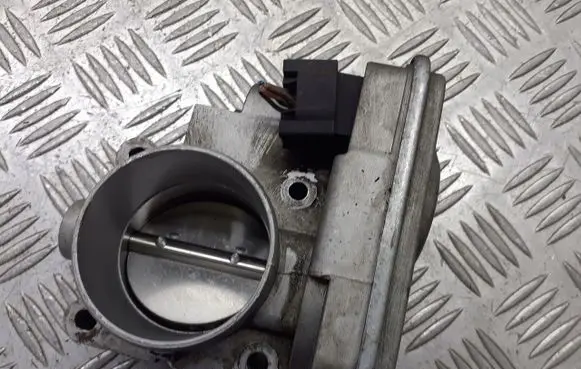 Dodge Caliber Throttle body valve 6438080