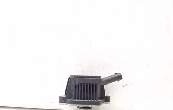 Volkswagen Tiguan Camshaft vanos timing valve 04E906048A