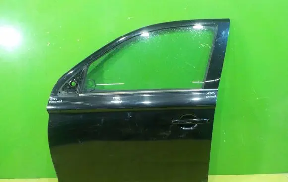 Mitsubishi Outlander Front door PRZOD XP223