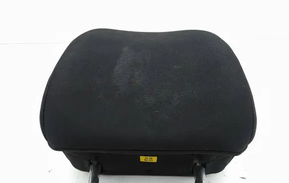 Hyundai Kona I Front seat headrest 
