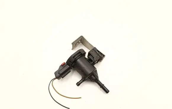 Mercedes-Benz A W176 Vacuum valve A0014760532 A2464760236