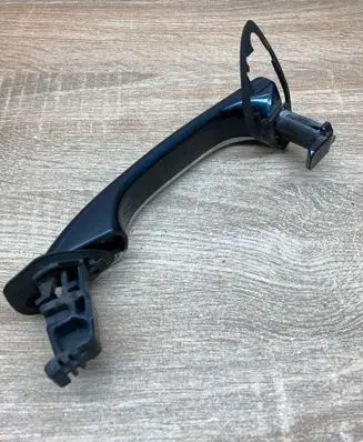 Mercedes-Benz C W203 Front door exterior handle
