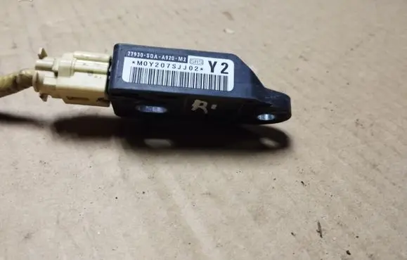 Honda Legend Airbag deployment crash/impact sensor 77930SDAA920M2