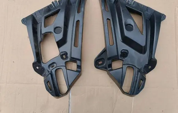 Peugeot 208 II Bumper support mounting bracket corner 99931784 9836087080