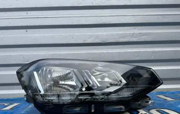 Volkswagen Golf Sportsvan Headlight/headlamp 517941006D 90111502