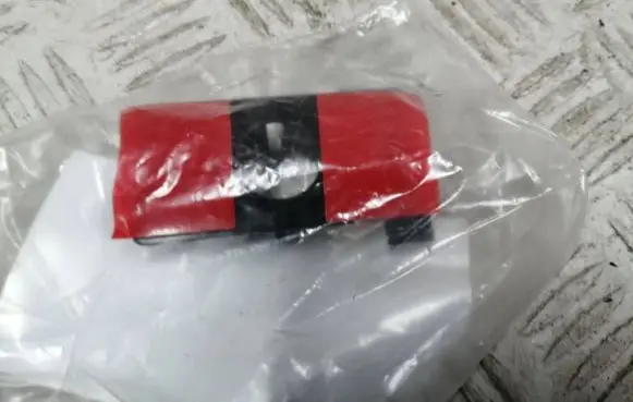 Volkswagen Touran I Front parking sensor holder (PDC) 1T0919492D