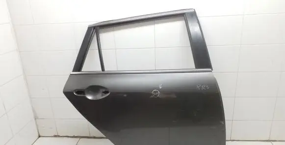 Mazda 6 Rear door