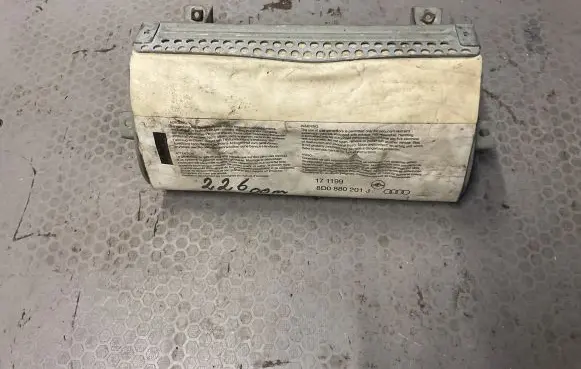 Audi A4 S4 B5 8D Passenger airbag 8D0880201J