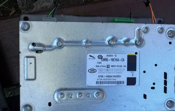 Jaguar XF X250 Sound amplifier EW9319C164CA