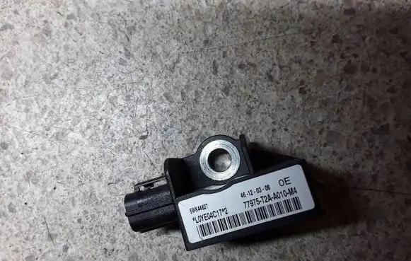 Honda CR-V Airbag deployment crash/impact sensor 5WK44621 77970T2AA010M4