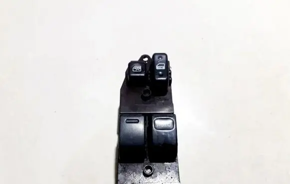 Toyota Yaris Electric window control switch 0122m16 012-2m16