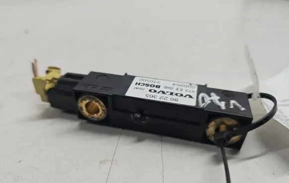 Volvo V70 Airbag deployment crash/impact sensor 8622365