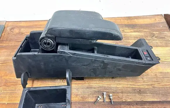 BMW 3 E46 Armrest 