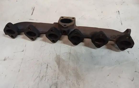 BMW 5 E39 Exhaust manifold 2248166