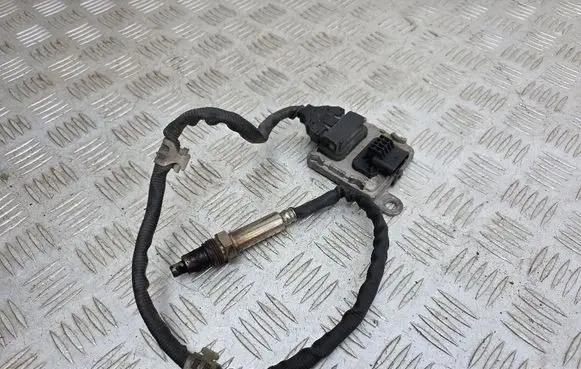 Mercedes-Benz E W213 Lambda probe sensor A0009054604 5WK97424