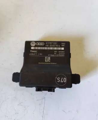 Volkswagen PASSAT B6 Gateway control module 3C0907530C 3C0907951A 402063