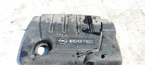 Opel Zafira B Engine cover (trim) 55558383 55558384