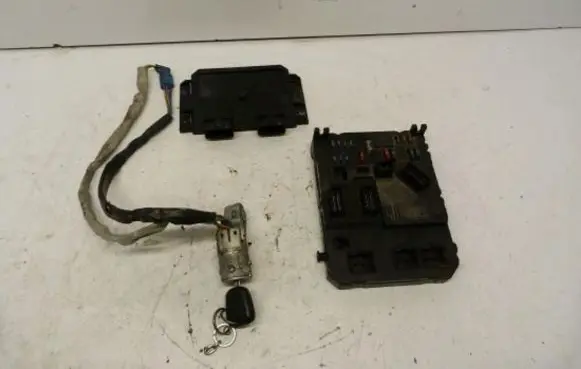 Citroen Berlingo Other control units/modules 9650360280